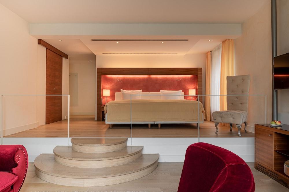 Aqua Aurelia Suitenhotel An Den Thermen Баден-Баден Екстериор снимка