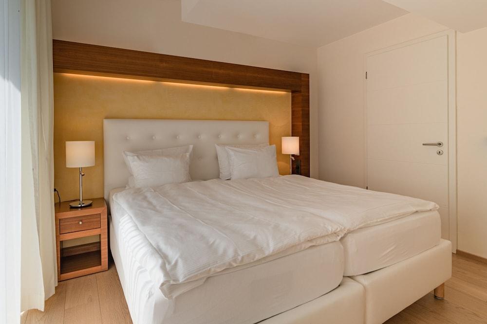 Aqua Aurelia Suitenhotel An Den Thermen Баден-Баден Екстериор снимка